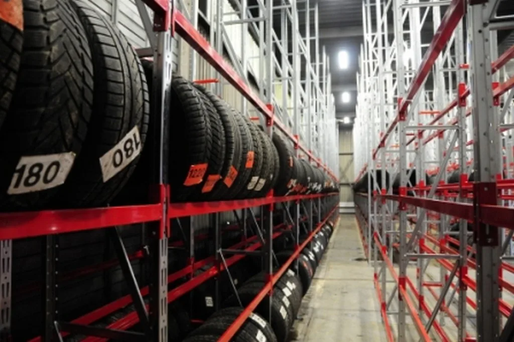 Bandenstellingen - Magazijnstellingen