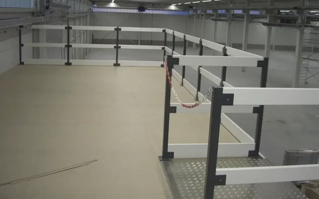 Relingwerk systeemvloer